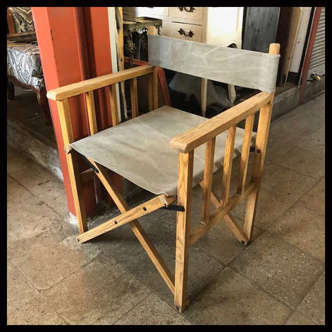 I.1034 PAR DE SILLAS DE DIRECTOR