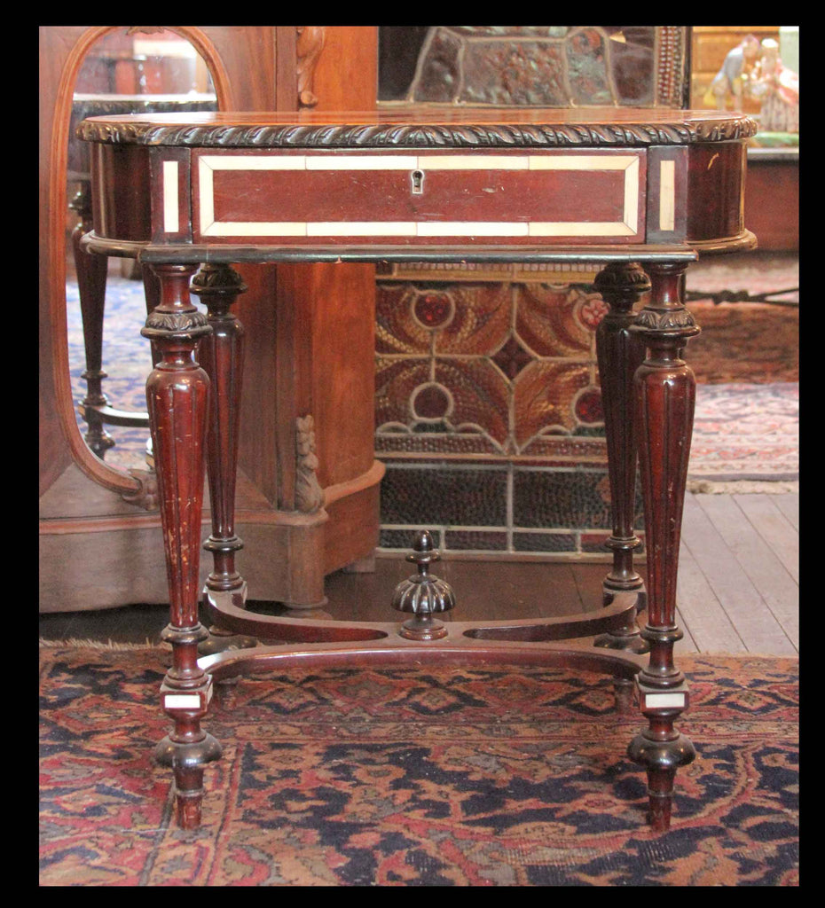 I.70 MESA COSTURERO FRANCÉS