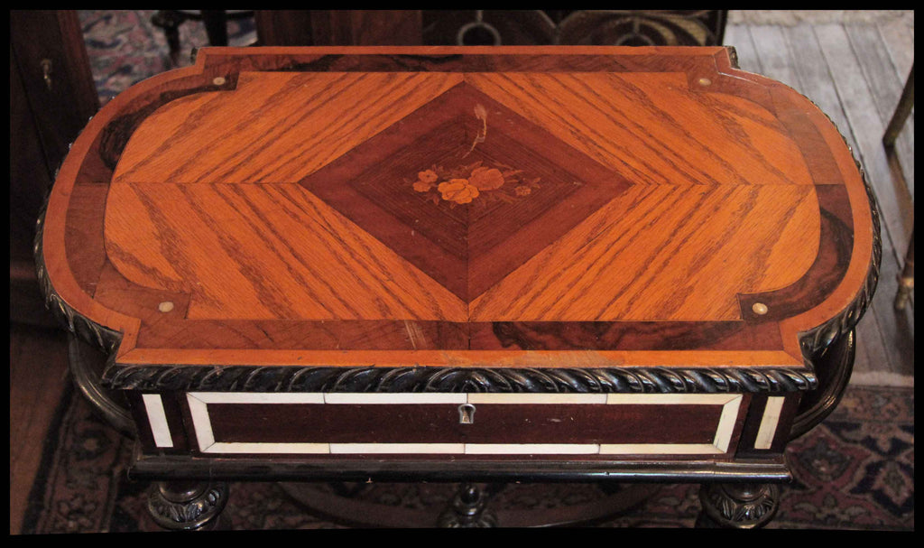 I.70 MESA COSTURERO FRANCÉS