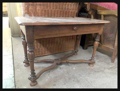 I.1614 MESA DE MADERA CON CAJÓN