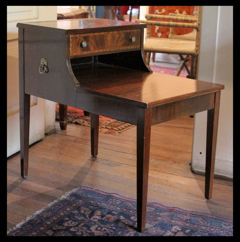 I.77 PAR DE VELADORES AÑOS 40