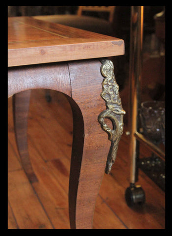 I.66 MESA LATERAL O DE CENTRO