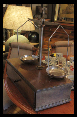 II.131 BALANZA DE HIERRO Y BRONCE