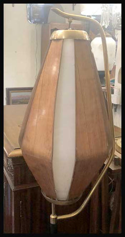 II.1887 LÁMPARA DE PIE ESCANDINAVA