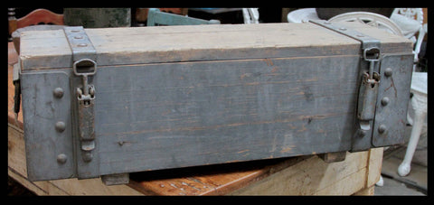 II.11 CAJA DE MUNICIÓN PARA MISILES