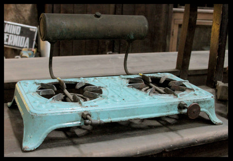 II.87 ANTIGUA COCINILLA ESMALTADA