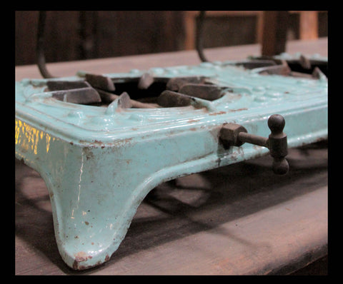 II.87 ANTIGUA COCINILLA ESMALTADA