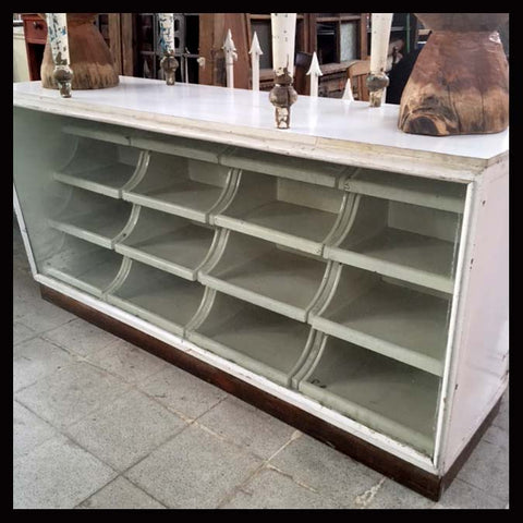 I.522 VITRINA CAJONERA DE ALMACÉN