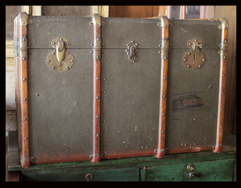 II.154 BAÚL DE VIAJE