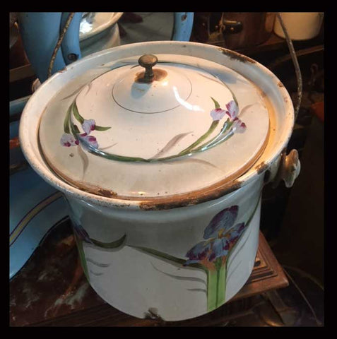 II.1493 OLLA ENLOZADA