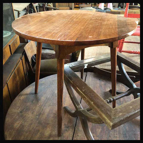 I.1313 MESA REDONDA DE MADERA