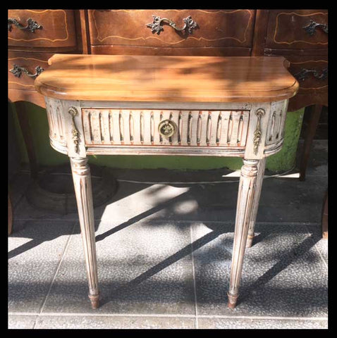 I.528 VELADOR LUIS XVI BLANCO