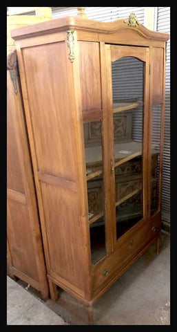 I.1329 VITRINA DE MADERA