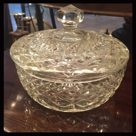 II.885 BOMBONERA CRISTAL