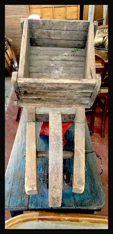 II.1899 CARRETA DE MADERA