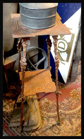 II.1901 PLANTERO DE FIERRO