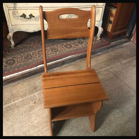 I.1348 SILLA ESCALERA