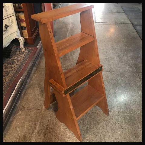 I.1348 SILLA ESCALERA