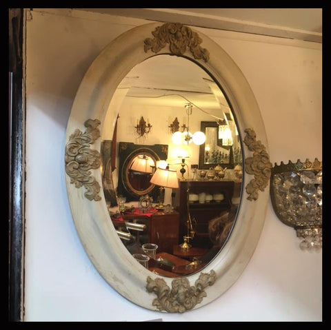 II.897 ESPEJO BISELADO OVALADO EN MARCO ORIGINAL