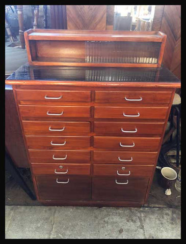 I.1349 MUEBLE DE DENTISTA