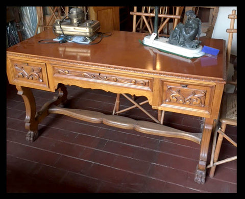 I.548 ESCRITORIO DE MINISTRO