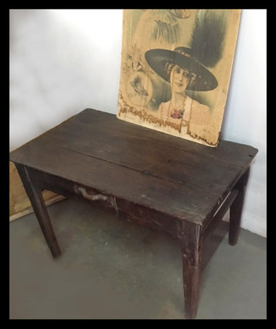 I.555 MESA CHANCHERA DE UN CAJÓN