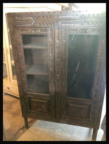 I.1369 VITRINA CRUZ MONTT