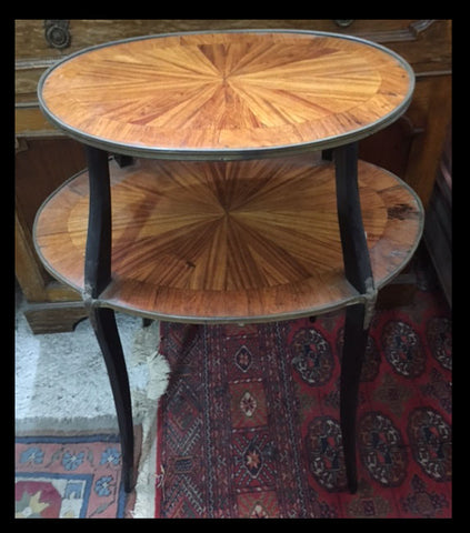 I.561 MESA DE POSTRES DOBLE CUBIERTA