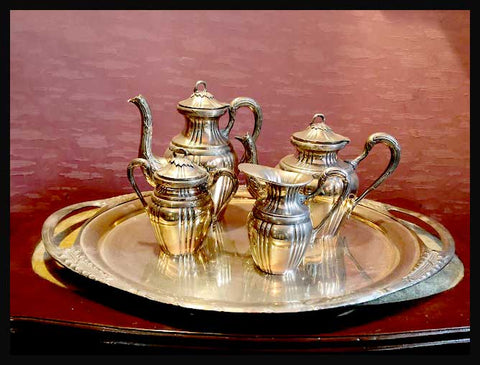 II.1925 JUEGO DE TÉ DE PLAQUÉ