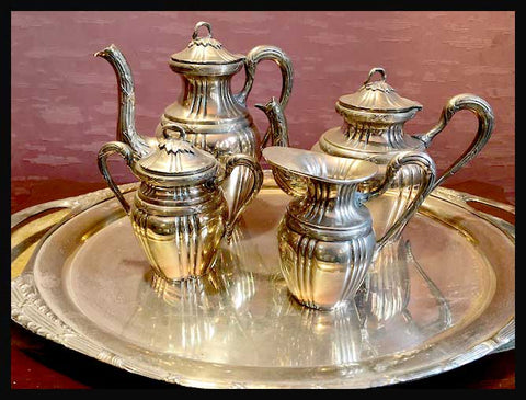 II.1925 JUEGO DE TÉ DE PLAQUÉ