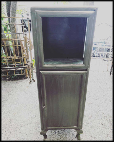 I.1370 MUEBLE MÉDICO