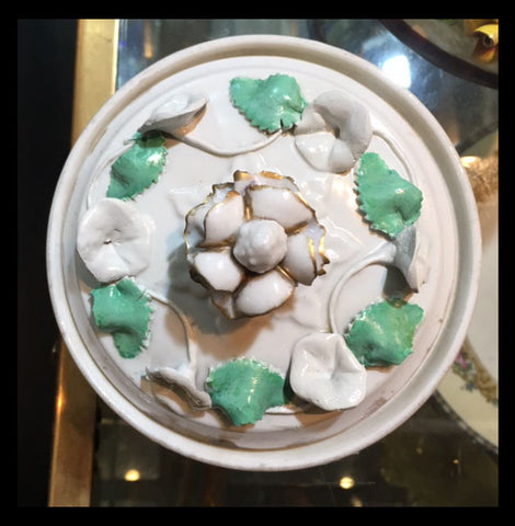 II.917 POTES FLORALES