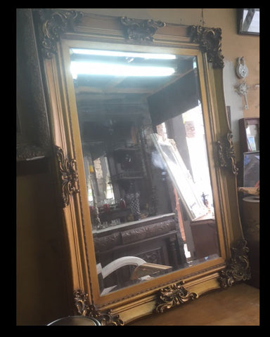 II.931 ESPEJO DORADO