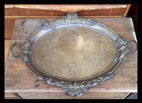 II.932 BANDEJA DE BRONCE