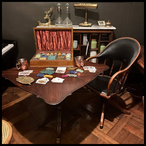 I.3042   ARRIMO MESA DE JUEGO