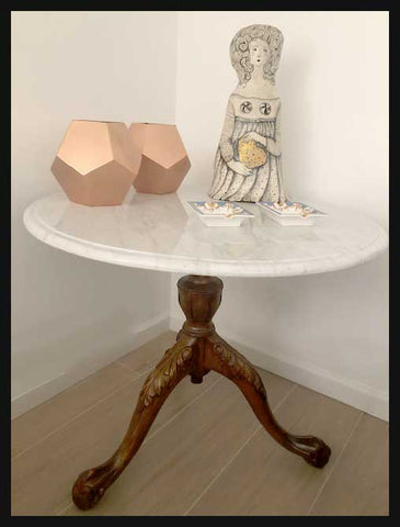 I.1679 MESAS LATERALES A PEDIDO CON PATAS ANTIGUAS