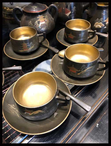 II.1569 JUEGO DE TÉ JAPONÉS