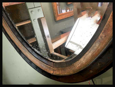 II.1931 ESPEJO OVALADO NEGRO