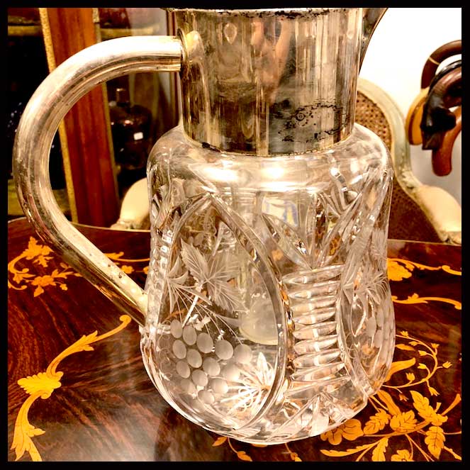 II.1587 JARRO CRISTAL Y PLAQUÉ