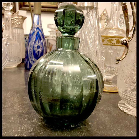 II.1589 LICORERO VERDE