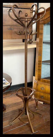 I.1049 PERCHERO DE HAYA