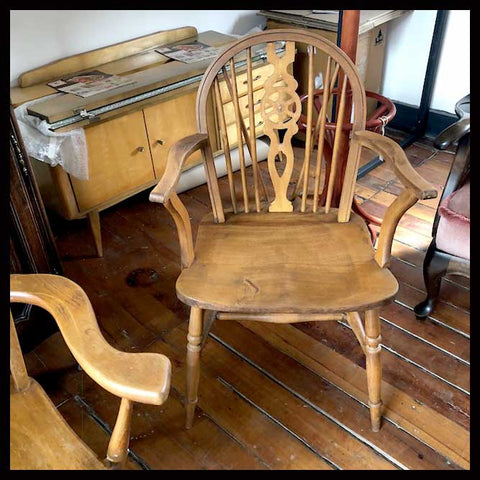 I.1053 PEQUEÑO SITIAL WINDSOR