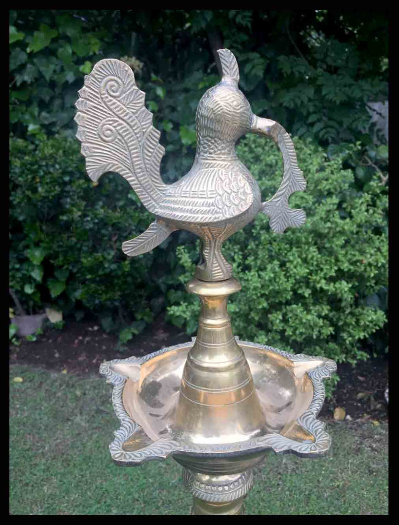 II.941 CENICERO DE PIE DE BRONCE