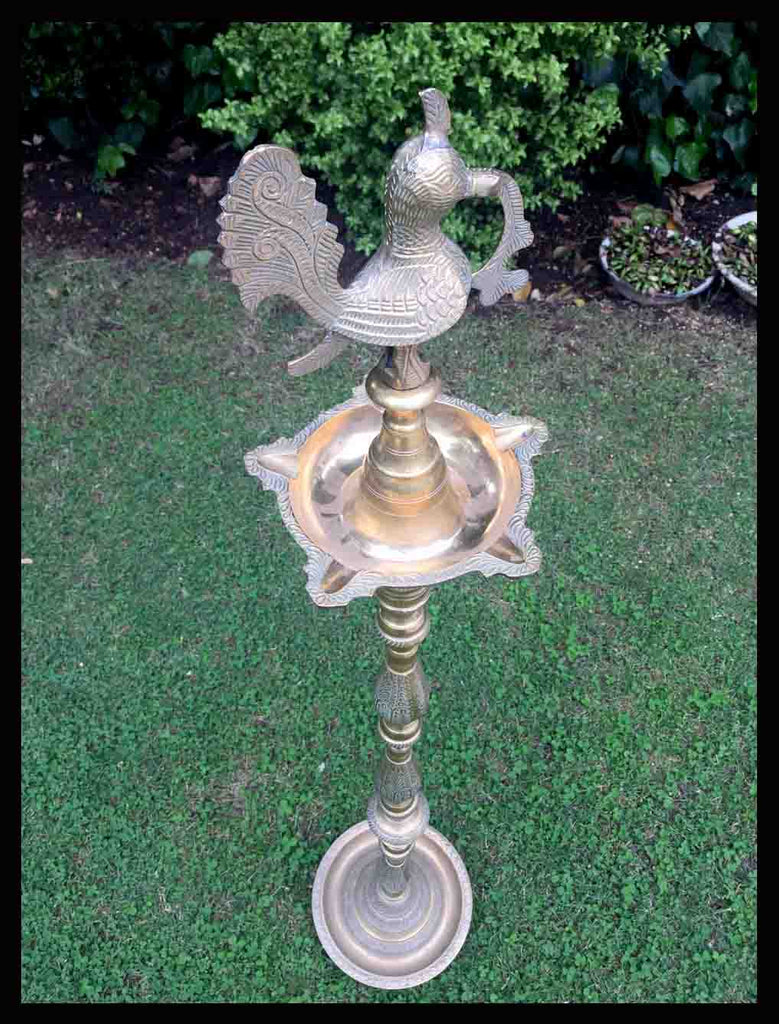 II.941 CENICERO DE PIE DE BRONCE