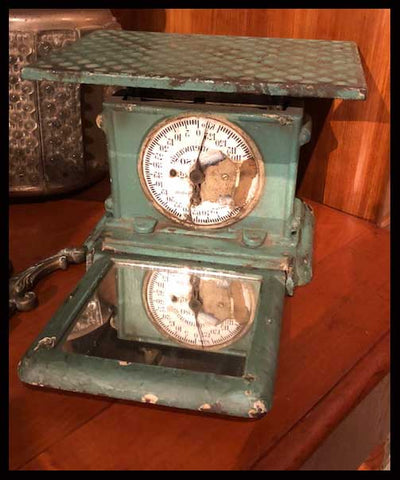 II.1609 PESA DE LATÓN VERDE