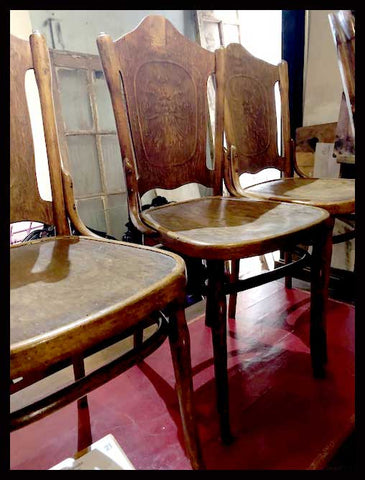 I.1060 SEIS SILLAS VIENA