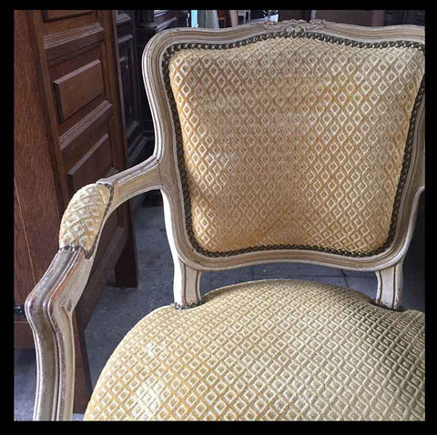 I.382 PAR DE SILLAS LUIS XV