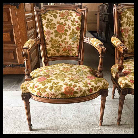 I.381 PAR DE SILLAS LUIS XVI