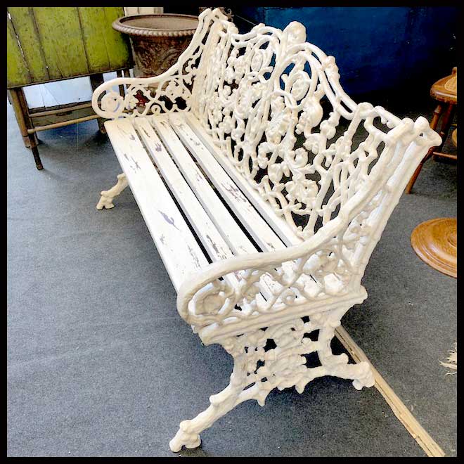 I.1068 BANCA DE FIERRO FUNDIDO