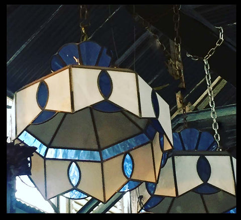 II.679 LÁMPARAS DE VITRAL